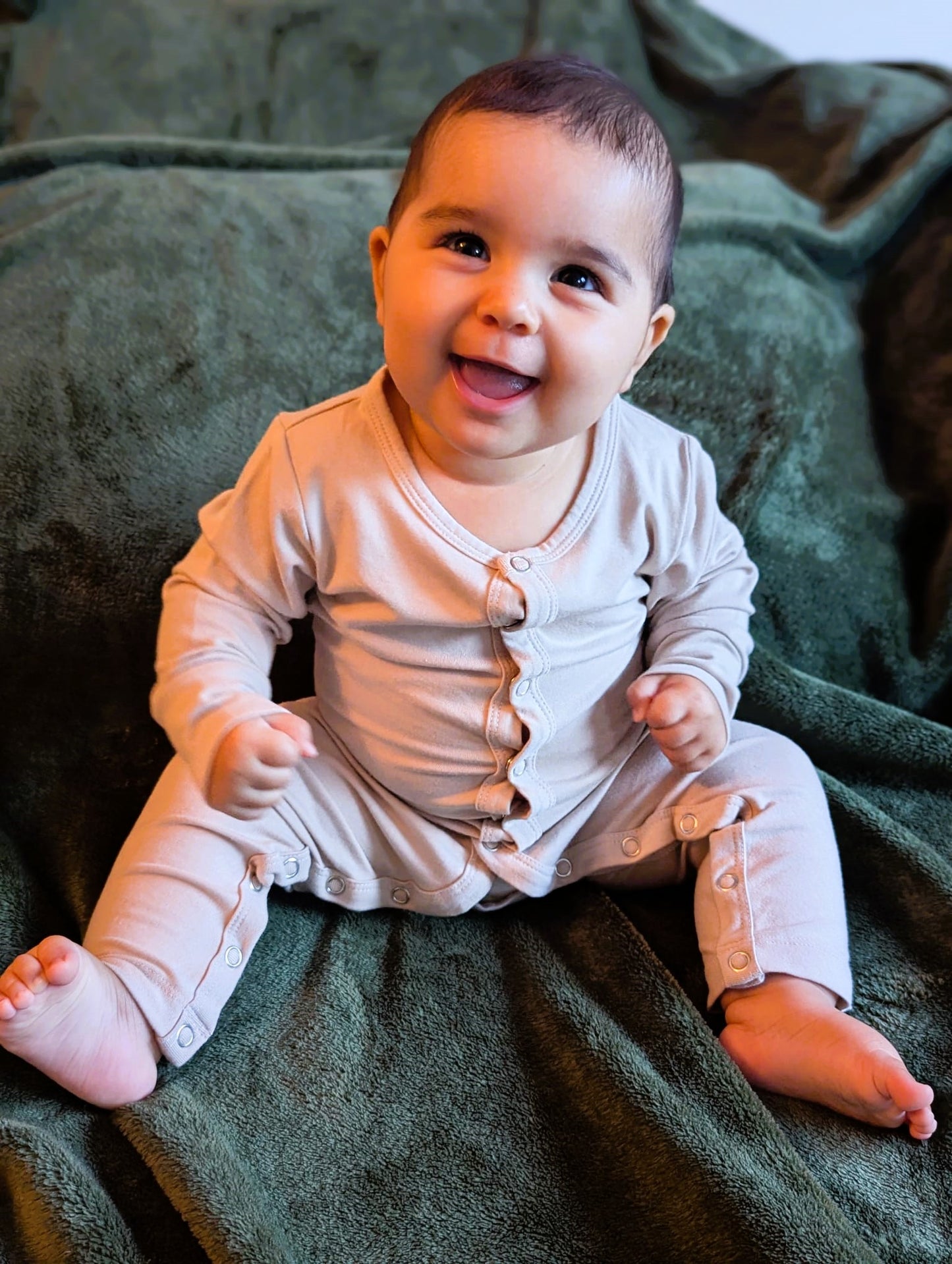 Little Hippy Adaptive Hip Dysplasia Pajama Lounger - Biscotti